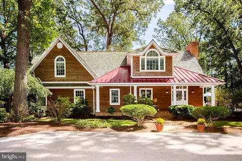 18603 Falls Rd, Hampstead, MD 21074