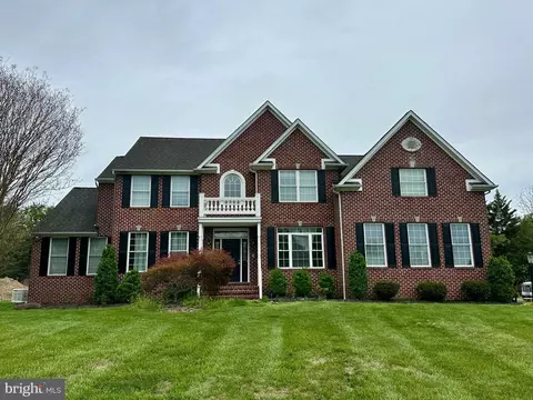 8 Noah Ct, Woodstock, MD 21163