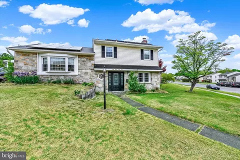 5824 Oakland Rd, Halethorpe, MD 21227