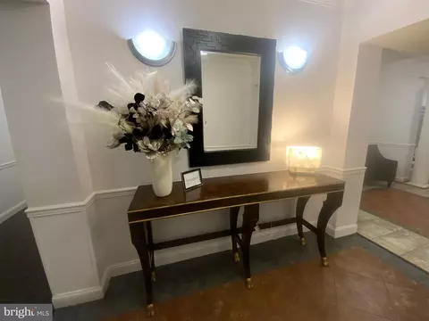 Entry Way - 7201 Travertine Dr #201, Baltimore, MD 21209 photo 7 of 21