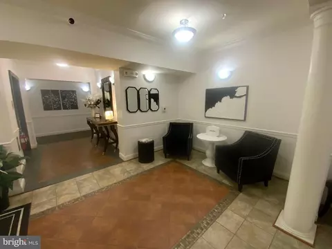 Entry Way - 7201 Travertine Dr #201, Baltimore, MD 21209 photo 6 of 21