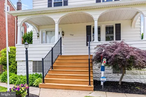 Exterior - 1257 Circle Dr, Halethorpe, MD 21227 photo 3 of 10