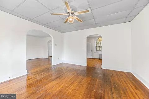 Living - 1257 Circle Dr, Halethorpe, MD 21227 photo 8 of 8