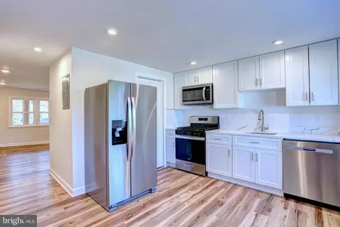 2711 Yarnall Rd, Halethorpe, MD 21227 photo 7