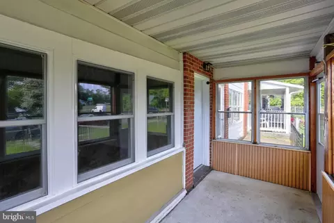 2711 Yarnall Rd, Halethorpe, MD 21227 photo 18