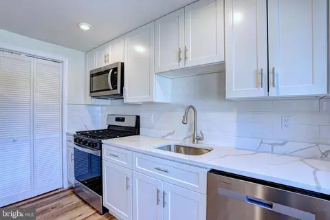 2711 Yarnall Rd, Halethorpe, MD 21227 photo 10
