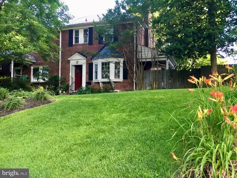 8 Dunkirk Rd, Baltimore, MD 21212
