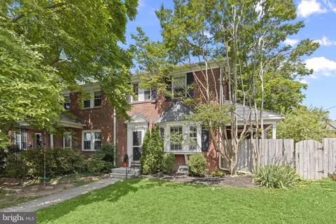 8 Dunkirk Rd, Baltimore, MD 21212