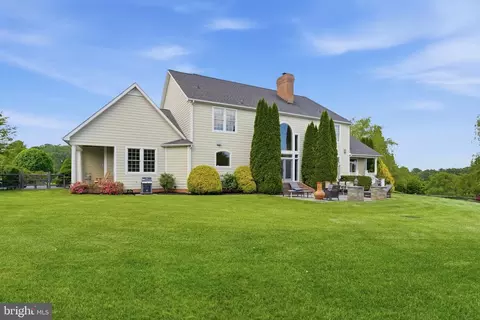 Exterior - 9 Deer Ridge Ct, Phoenix, MD 21131 photo 10 of 19