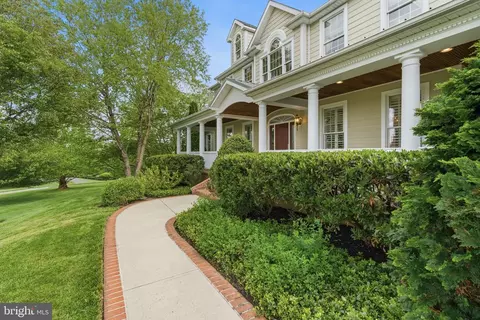Exterior - 9 Deer Ridge Ct, Phoenix, MD 21131 photo 17 of 19