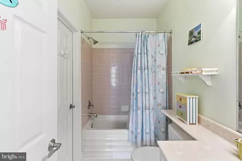 Bath - 9 Deer Ridge Ct, Phoenix, MD 21131 photo 8 of 10