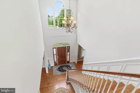 Entry Way - 9 Deer Ridge Ct, Phoenix, MD 21131 photo 12 of 13