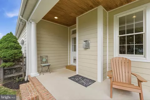 Exterior - 9 Deer Ridge Ct, Phoenix, MD 21131 photo 5 of 19