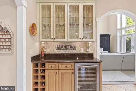 Kitchen - 9 Deer Ridge Ct, Phoenix, MD 21131 photo 9 of 10