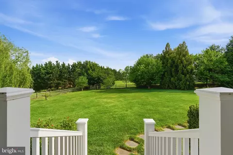 Exterior - 9 Deer Ridge Ct, Phoenix, MD 21131 photo 8 of 19