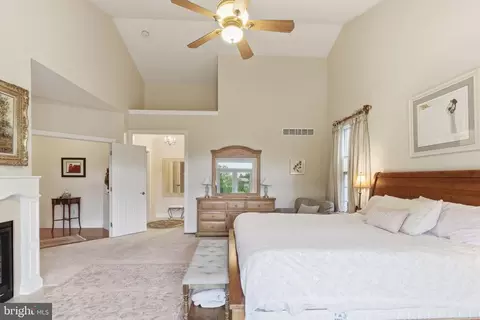 Bedroom - 9 Deer Ridge Ct, Phoenix, MD 21131 photo 3 of 10