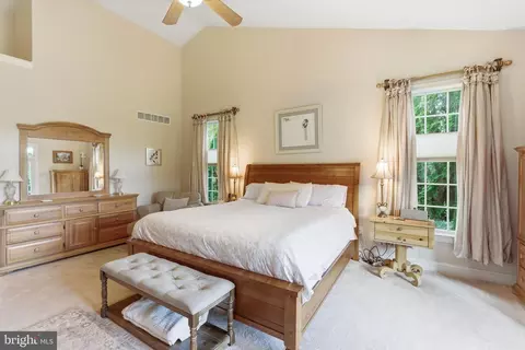 Bedroom - 9 Deer Ridge Ct, Phoenix, MD 21131 photo 2 of 10