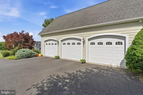 Exterior - 9 Deer Ridge Ct, Phoenix, MD 21131 photo 14 of 19