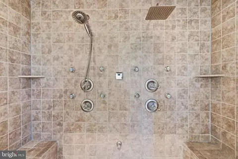 Bath - 9 Deer Ridge Ct, Phoenix, MD 21131 photo 5 of 10