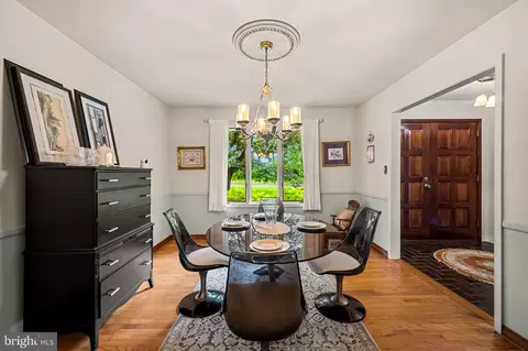 Dining - 6516 Lewis Rd, Baldwin, MD 21013 photo 1 of 2