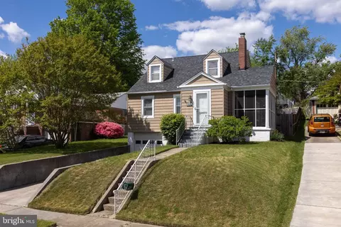 4304 Kensington Rd, Baltimore, MD 21229