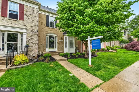 11931 Thurloe Dr, Lutherville Timonium, MD 21093