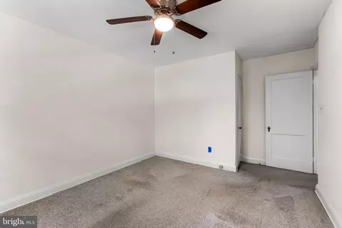 Bedroom - 104 Westowne Rd, Baltimore, MD 21229 photo 2 of 6