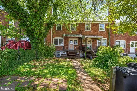 Exterior - 104 Westowne Rd, Baltimore, MD 21229 photo 4 of 6