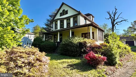 927 Leeds Ave, Baltimore, MD 21229