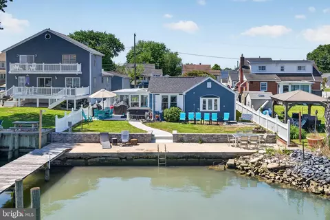 6704 River Drive Rd, Sparrows Point, MD 21219