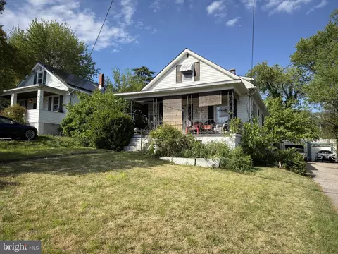 1719 Selma Ave, Halethorpe, MD 21227