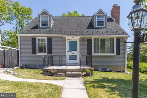 1813 Cromwood Rd, Parkville, MD 21234
