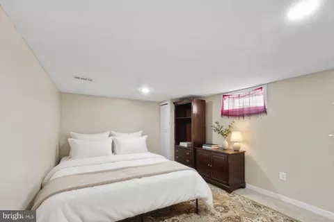 Bedroom - 5712 Johnnycake Rd, Baltimore, MD 21207 photo 7 of 7