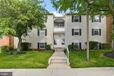 5 Lough Mask Ct #302, Lutherville Timonium, MD 21093