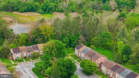 61 Cherrywood Ct, Cockeysville, MD 21030