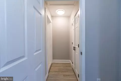 Entry Way - 1820 Arbutus Ave, Halethorpe, MD 21227 photo 5 of 7