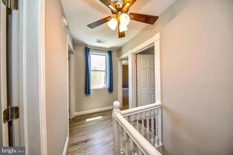 Entry Way - 1820 Arbutus Ave, Halethorpe, MD 21227 photo 6 of 7