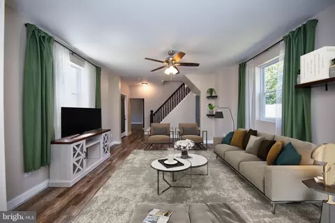 Living - 1820 Arbutus Ave, Halethorpe, MD 21227 photo 1 of 3