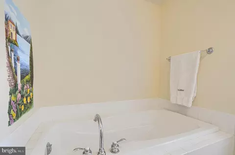 Bath - 4620 Silver Spring Rd, Perry Hall, MD 21128 photo 2 of 5
