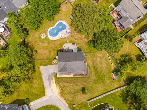 View/Area - 4620 Silver Spring Rd, Perry Hall, MD 21128 photo 8 of 10