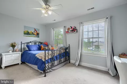 Bedroom - 4620 Silver Spring Rd, Perry Hall, MD 21128 photo 8 of 12