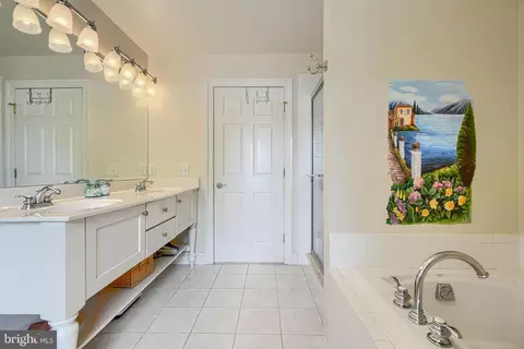 Bath - 4620 Silver Spring Rd, Perry Hall, MD 21128 photo 3 of 5