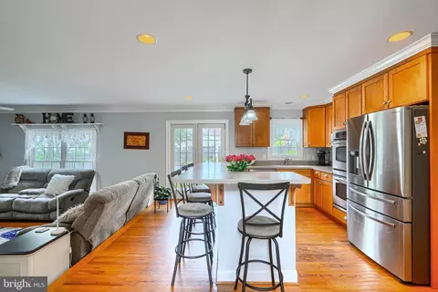 Kitchen - 4620 Silver Spring Rd, Perry Hall, MD 21128 photo 2 of 6