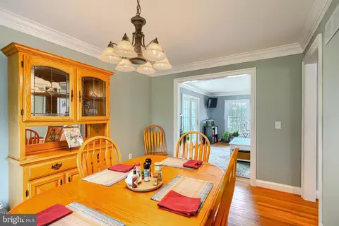 Dining - 4620 Silver Spring Rd, Perry Hall, MD 21128 photo 3 of 3