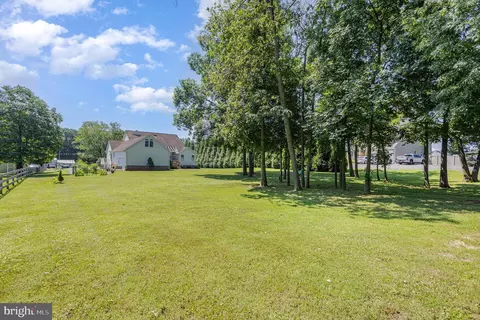 Exterior - 11604 Jerome Ave, White Marsh, MD 21162 photo 17 of 19