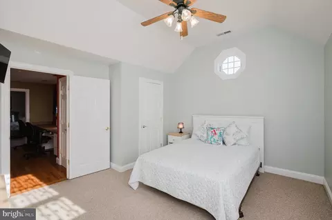 Bedroom - 11604 Jerome Ave, White Marsh, MD 21162 photo 7 of 12