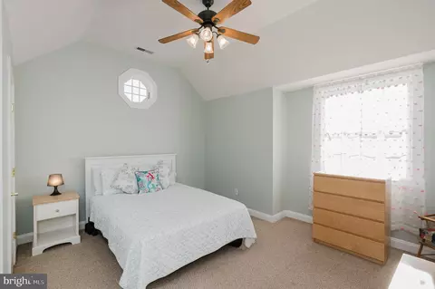 Bedroom - 11604 Jerome Ave, White Marsh, MD 21162 photo 4 of 12