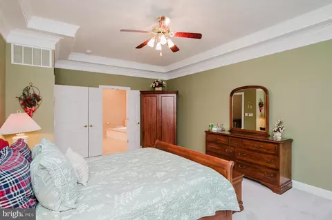 Bedroom - 11604 Jerome Ave, White Marsh, MD 21162 photo 2 of 12