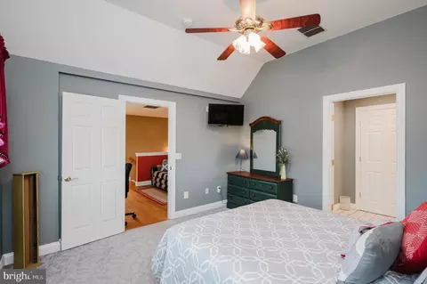 Bedroom - 11604 Jerome Ave, White Marsh, MD 21162 photo 10 of 12