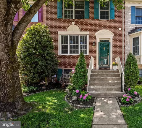 940 Hidden Moss Dr, Cockeysville, MD 21030